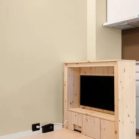 Fresh Apartment, A Short Walk From Bryggen * Берген