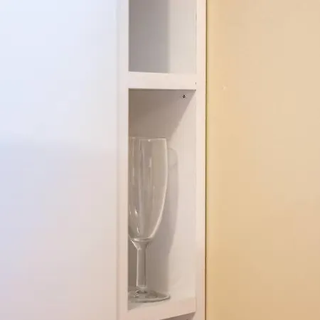 Апартаменты Fresh Apartment, A Short Walk From Bryggen Берген